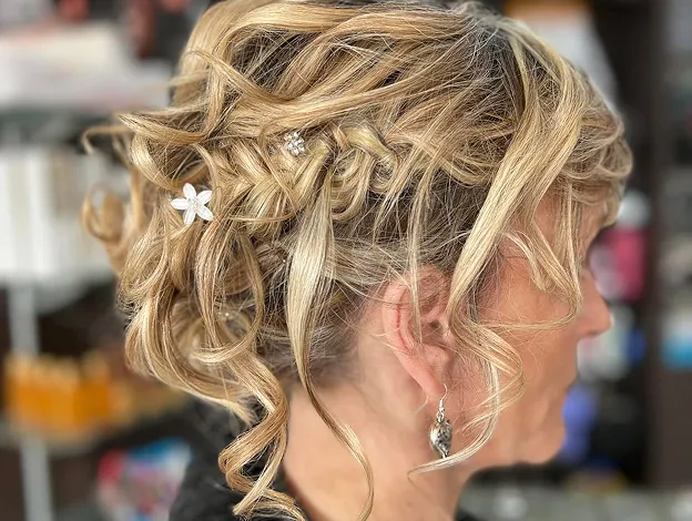 coupe cheveux femme mariage à Chambray-lès-Tours près de Tours en Indre-et-Loire 37